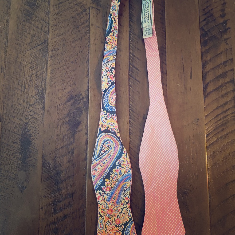 High Cotton bow tie